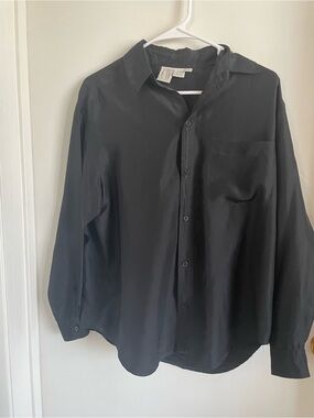 Classic Black Long-Sleeve Button-Up Blouse